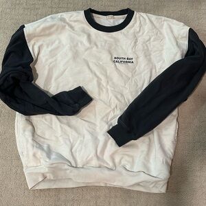 Brandy Melville Crewneck!!